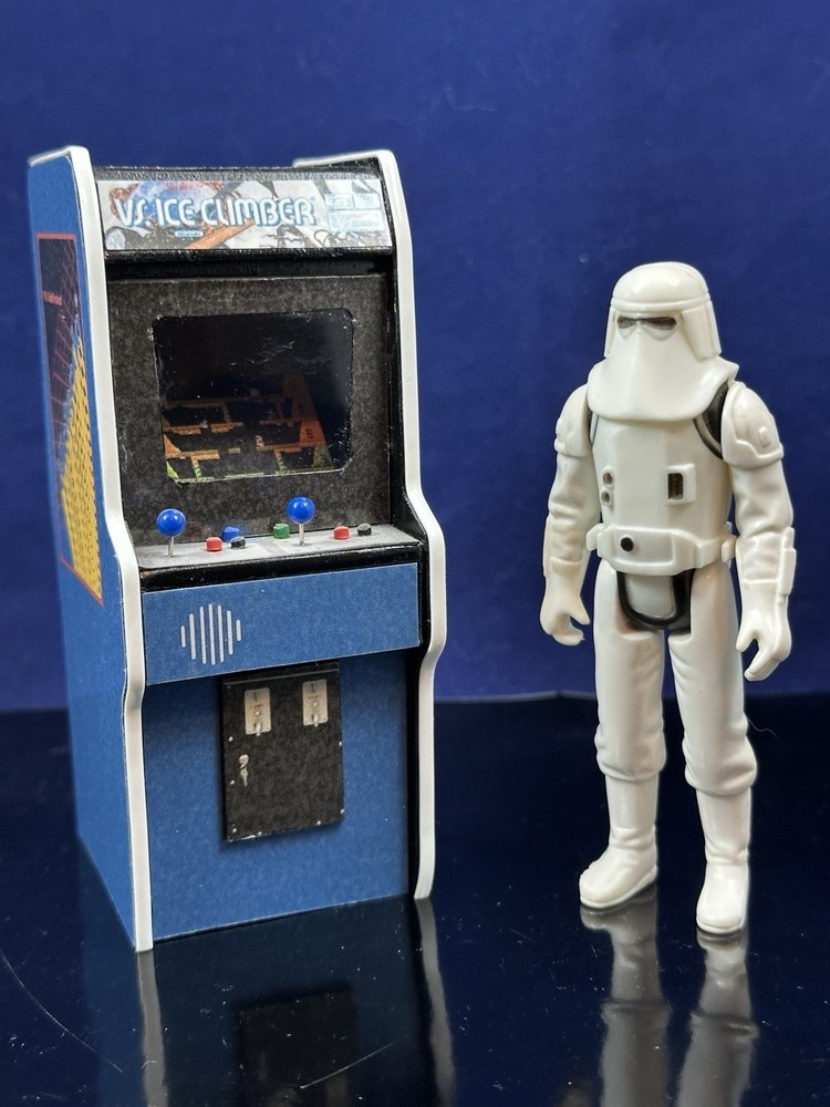 Custom Mini Arcade Machine Model (1:18 Scale): Ice Climber