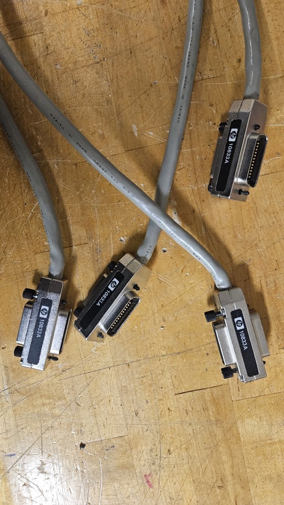 HP 10833A Cables