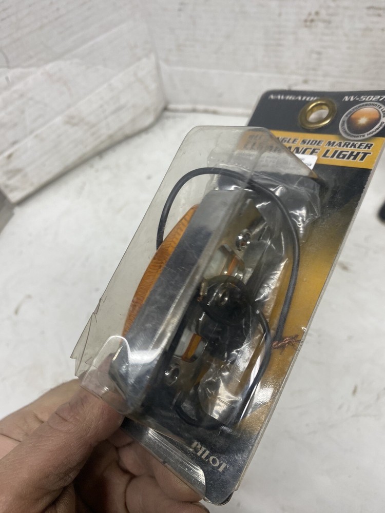 Pilot Navigator NV-5027A Rectangular Side Marker Clearance Light