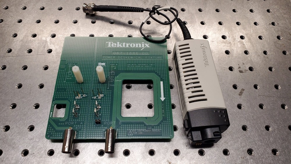 Tektronix TEK-DPG Accessory, Deskew Pulse Generator Signal Source (Refurbished)
