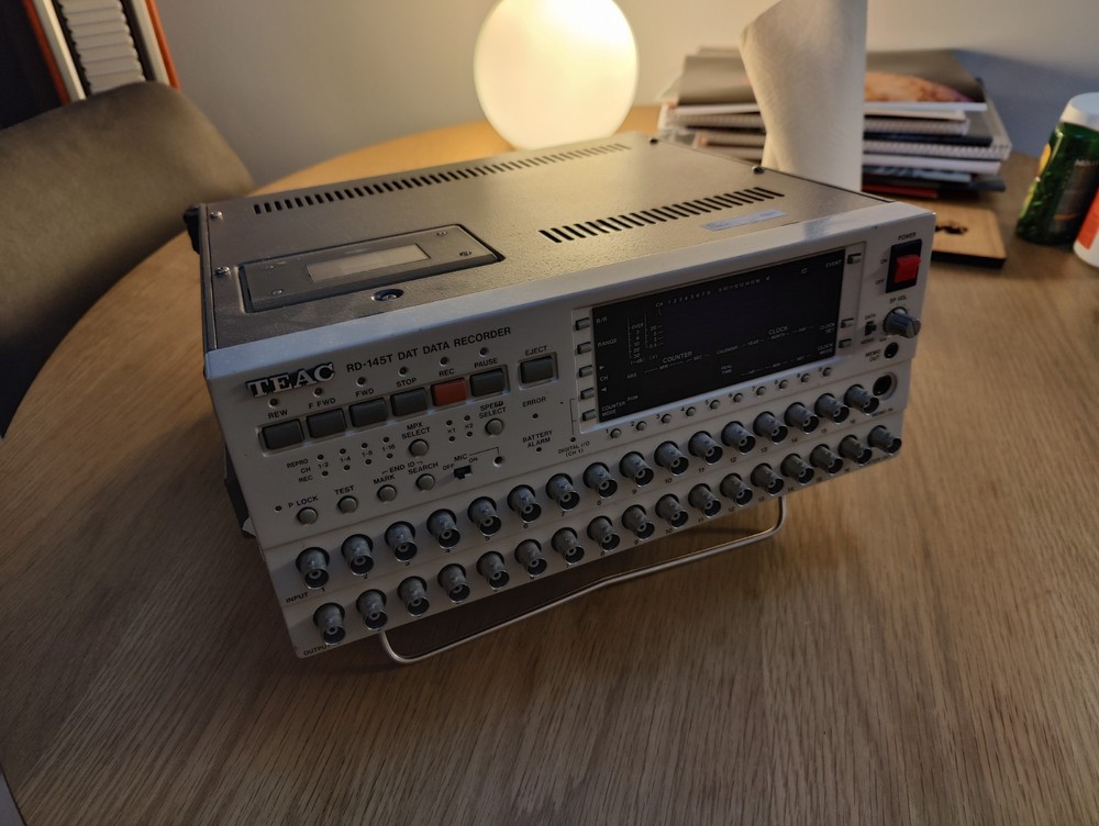 TEAC RD-145T DAT DATA RECORDER