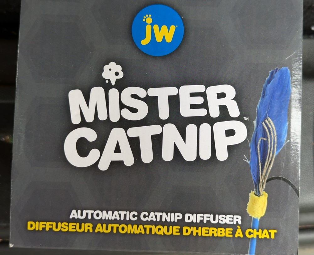 JW Mister Catnip Automatic Catnip Diffuser