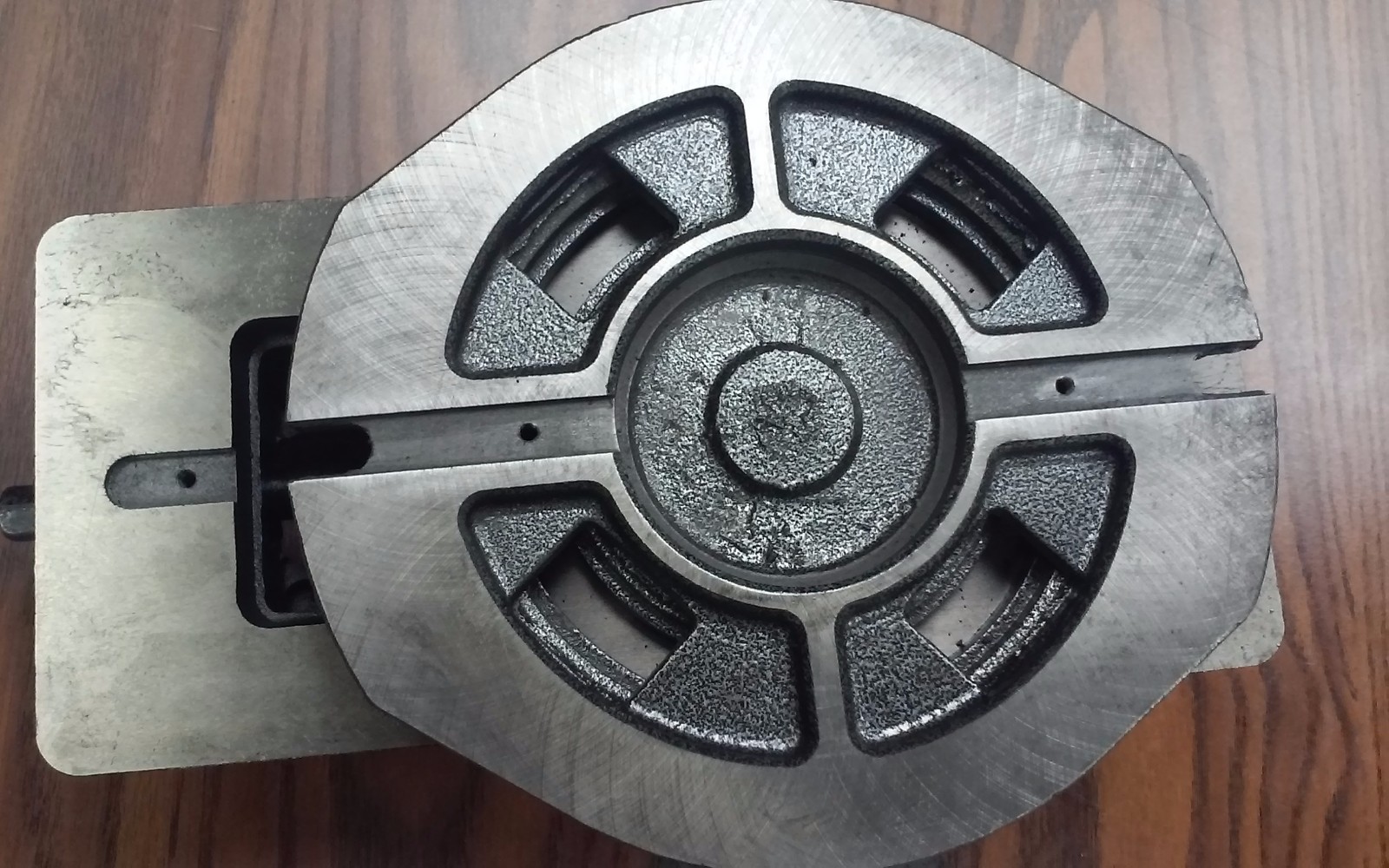 "4 ANG-LOCK MILLING MACHINE VISE w. swivel base #850-400