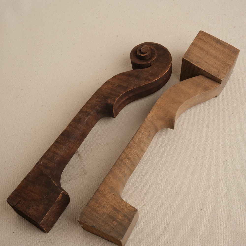 2 Old  4/4 Violin Scrolls Necks #VB272