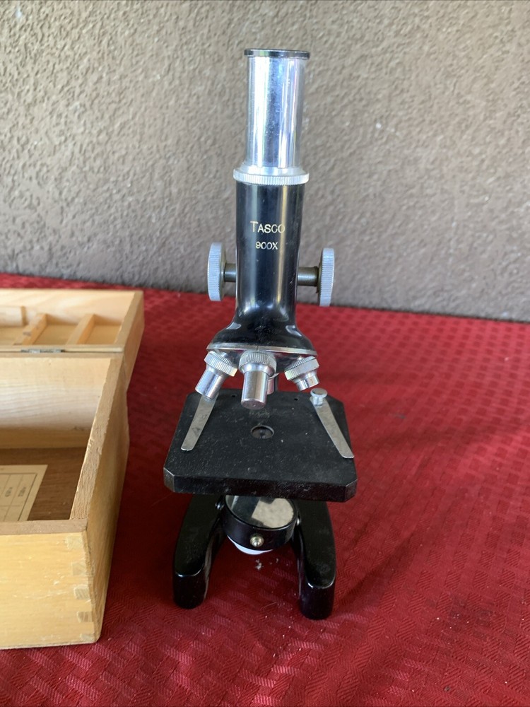 Vintage Tasco 900X Zoom Microscope.