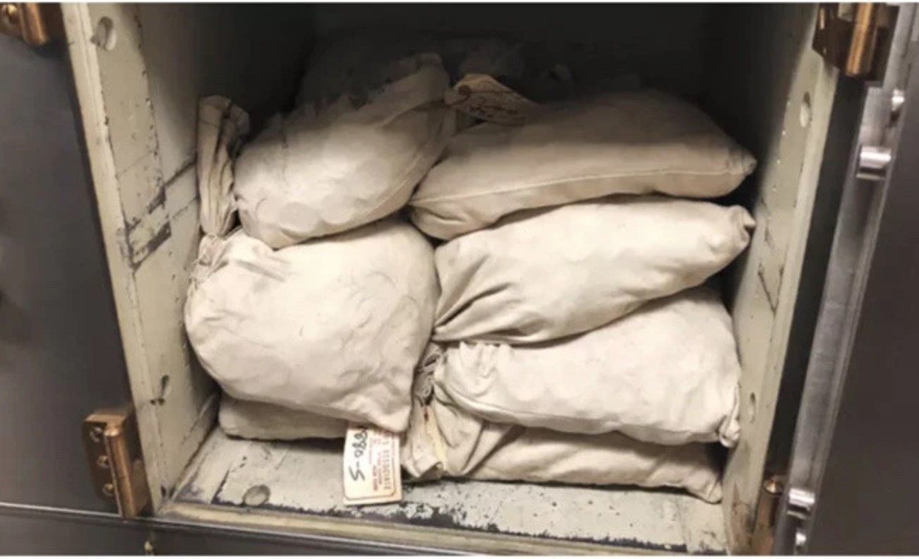 ESTATE SALE ~ OLD US COINS ~ GOLD BARS ~ .999 SILVER BARS ~ BULLION ~ US BILLS