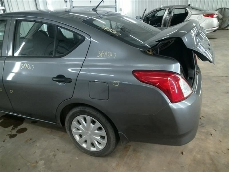 VERSA 2016 High Mounted Stop Light 104511309