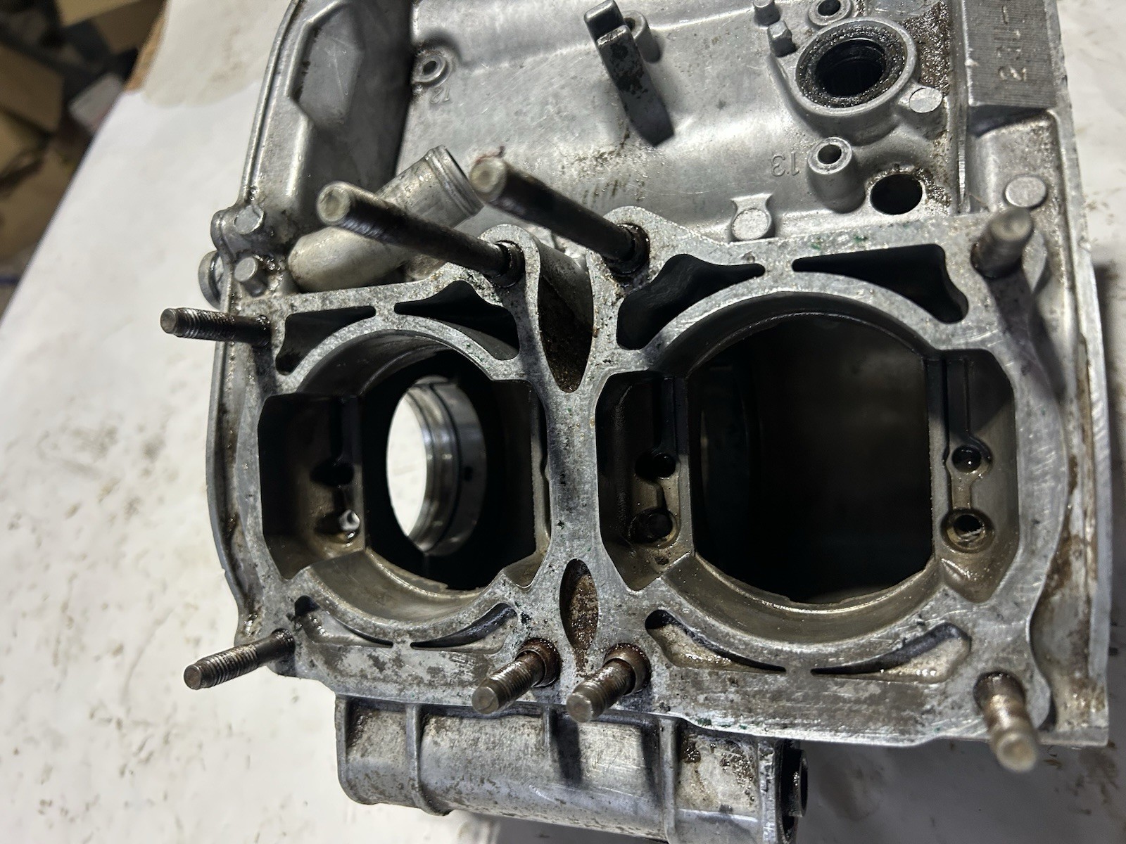 1987 - 2006 Yamaha Banshee Yfz350 Engine Motor Crankcase Bottom End Block Set