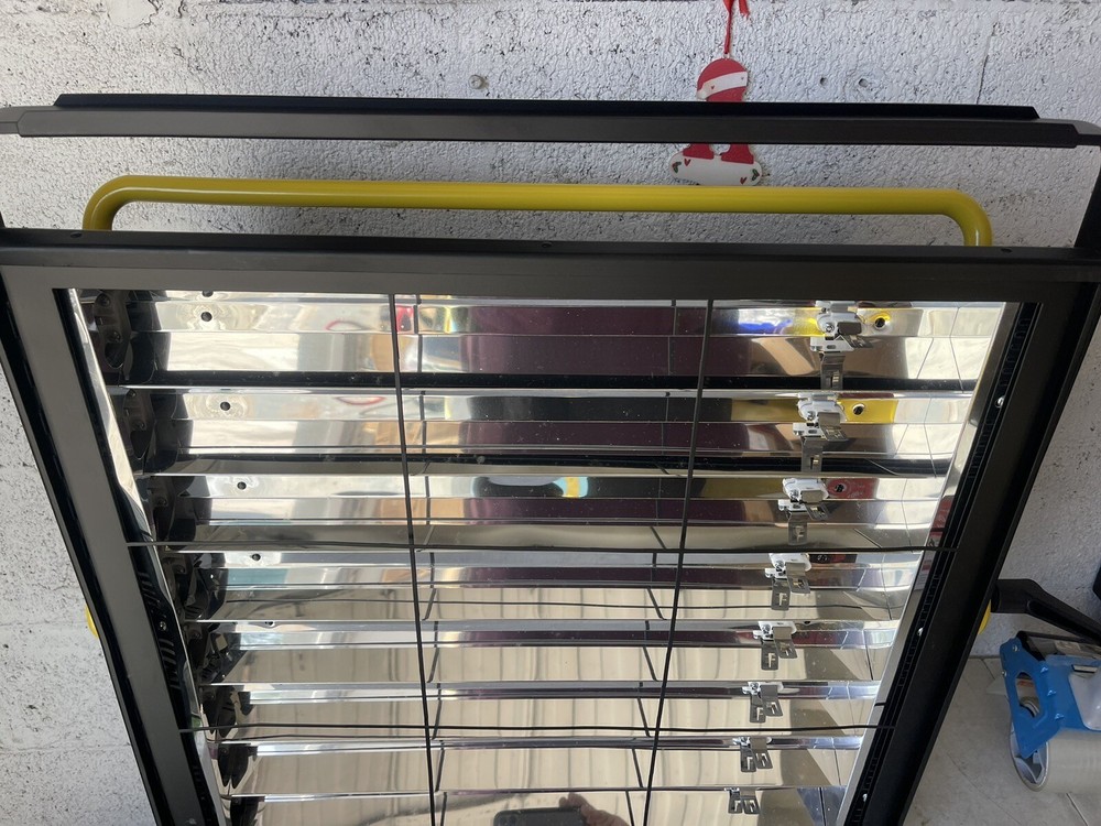 Lowel Fluo-Tec Studio 850 Phase-Dimmable Fluorescent Fixture (120VAC)