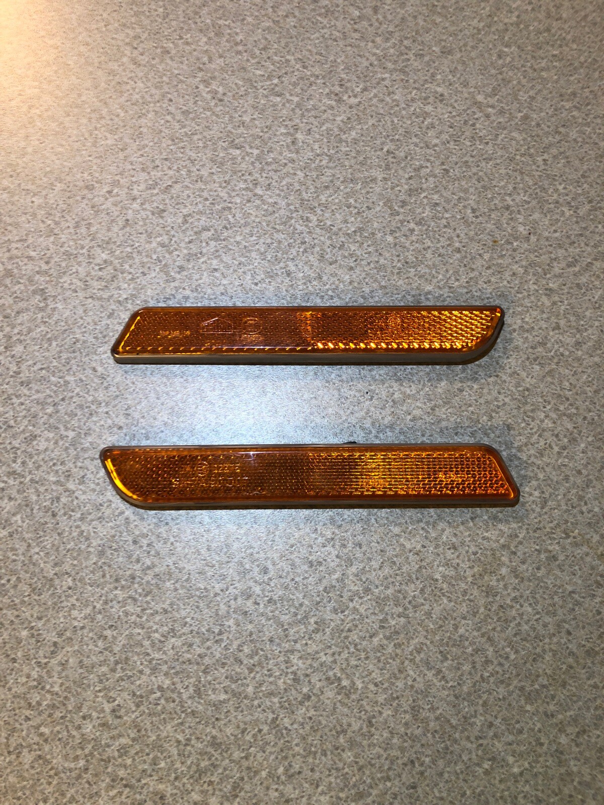 Harley Davidson front forks lower leg Fork Leg Reflectors 59481-00 59482-00