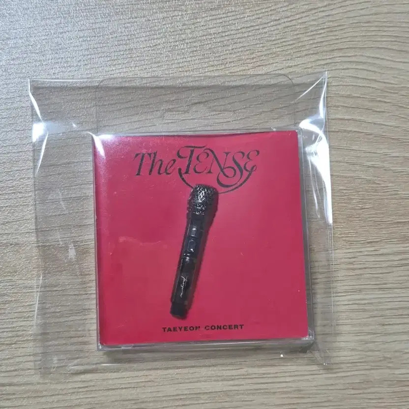 Taeyeon Goods Microphone Badge New