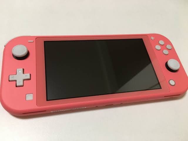 Nintendo Switch LITE Coral