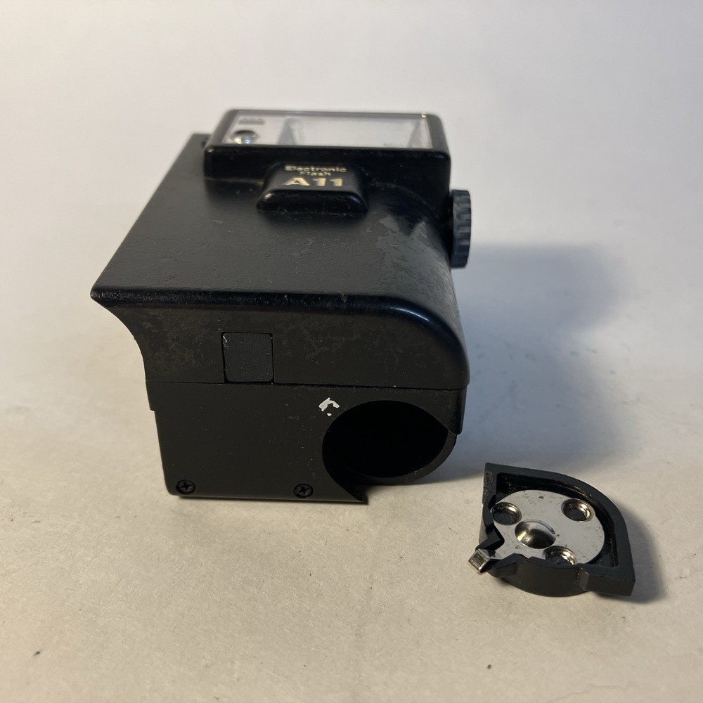Olympus A11 flash for XA series cameras, tested & mostly works w/issues, READ