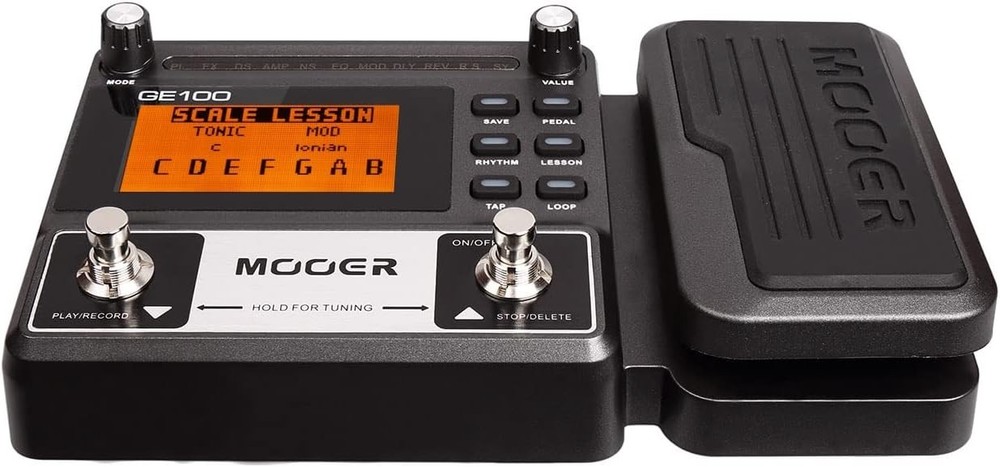 Innovative Multi-Effects Guitar Pedal with LED Screen & User-Friendly Interface