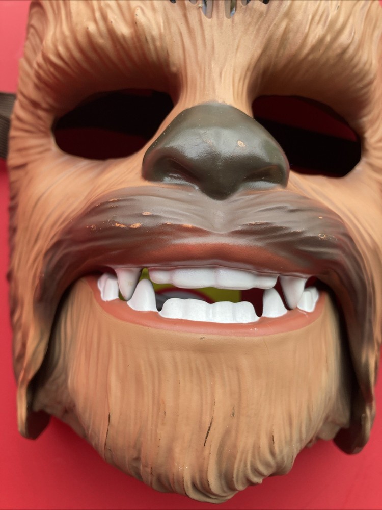 Star Wars Chewbacca Mask - Working/Pre-owned