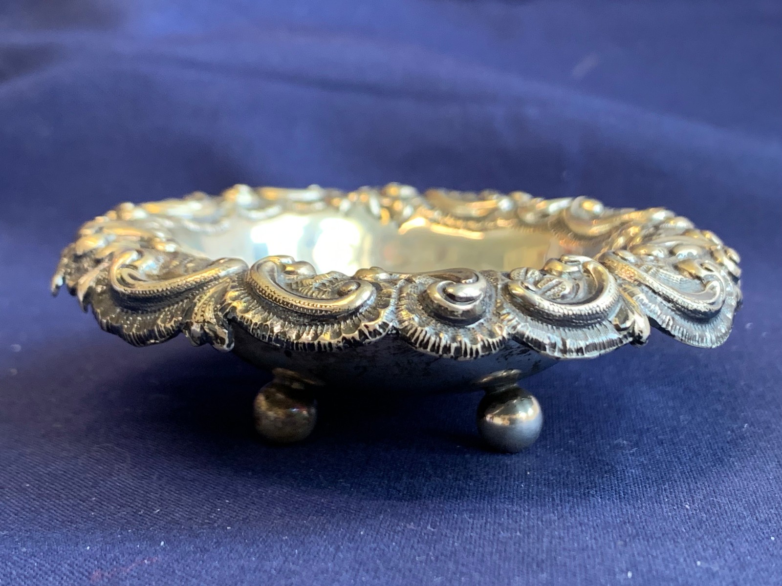 Antique Sterling Silver Condiment Dish Master Salt Cellar 36.66g Floral Repousse