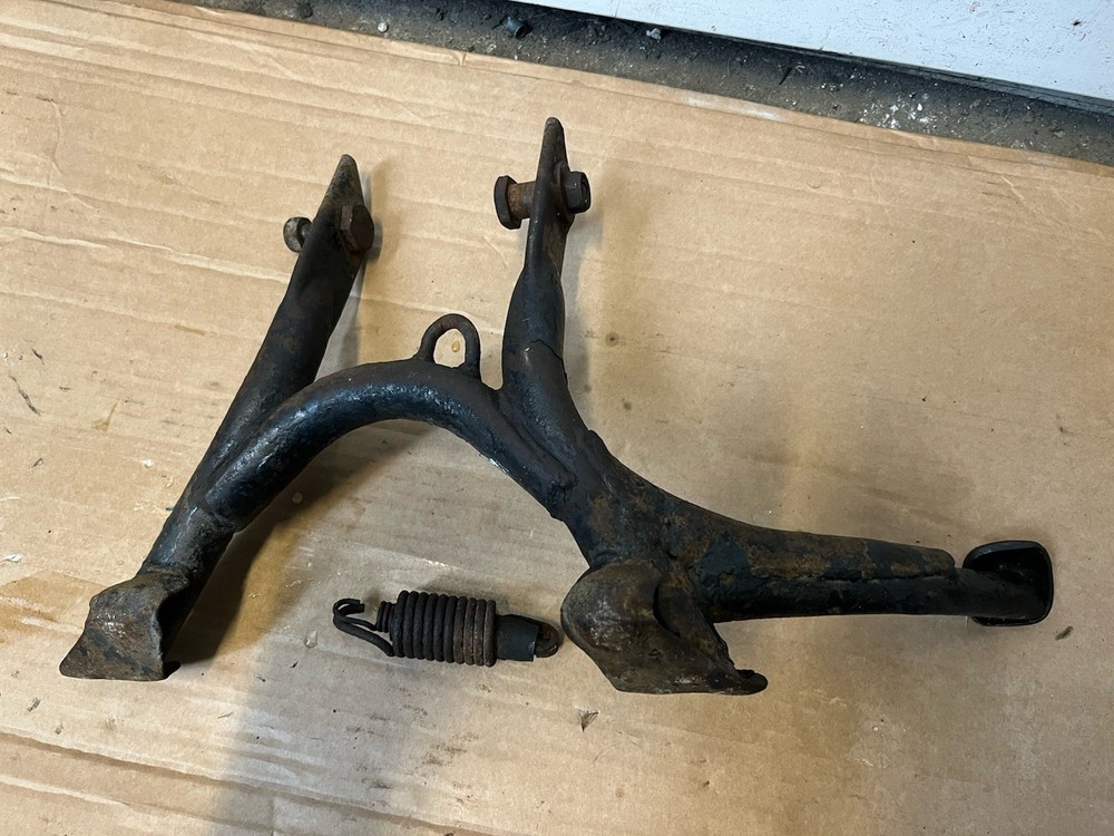 Yamaha Xjr1300 Centre Stand From A 2008 Model