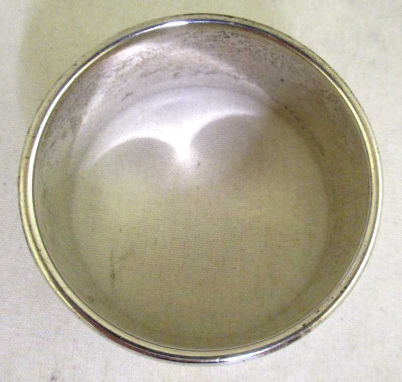 Solid Silver - SMALL, PRETTY NAPKIN RING - Hallmarked:- BIRMINGHAM 1925