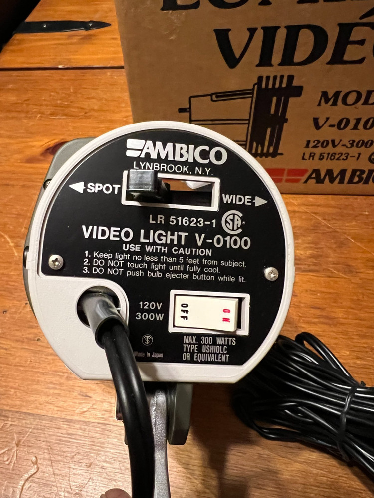 Ambico video light model V-0100 pristine condition
