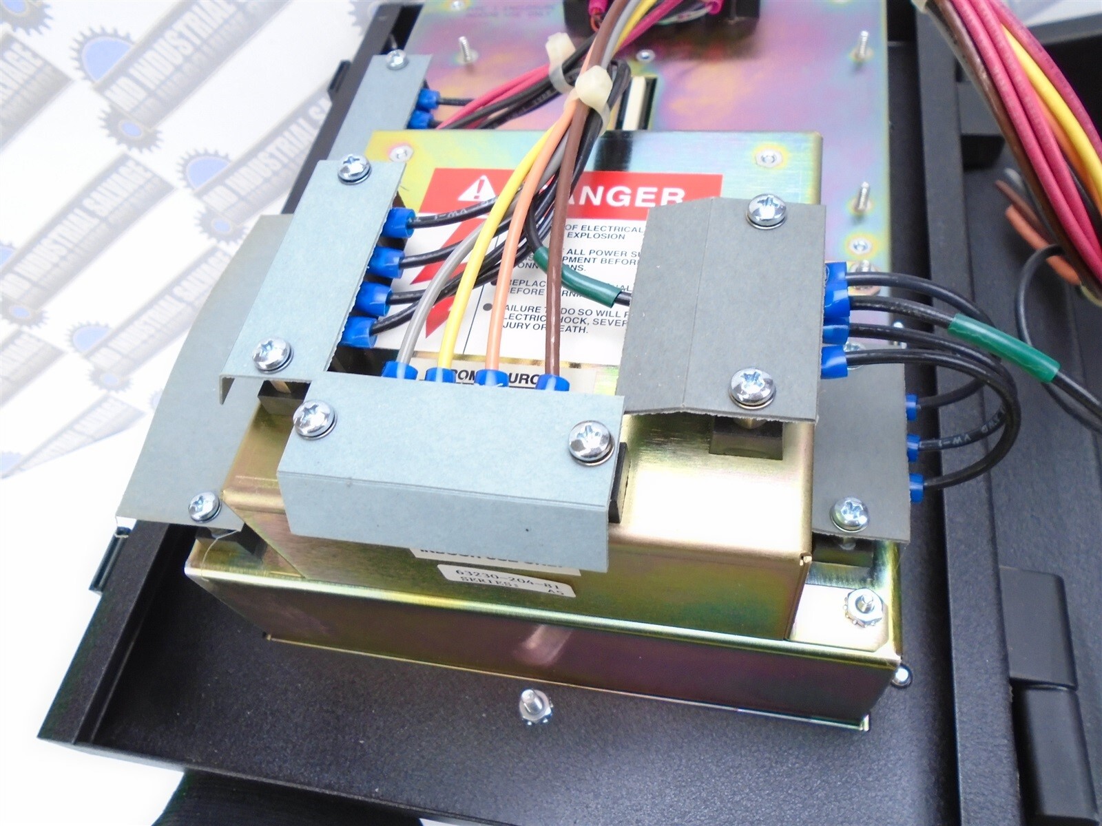 SQUARE-D PowerLogic Circuit Monitor 3020 CM-2150 with 3090-VPM-277-C1 - (TESTED)