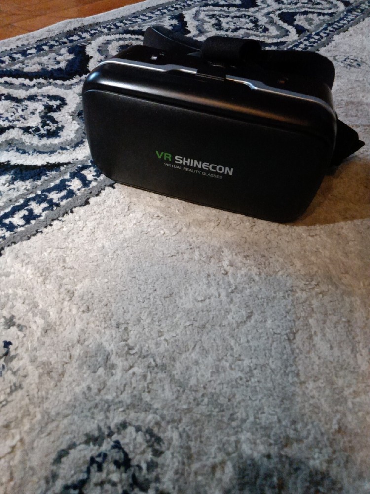 virtual reality glasses