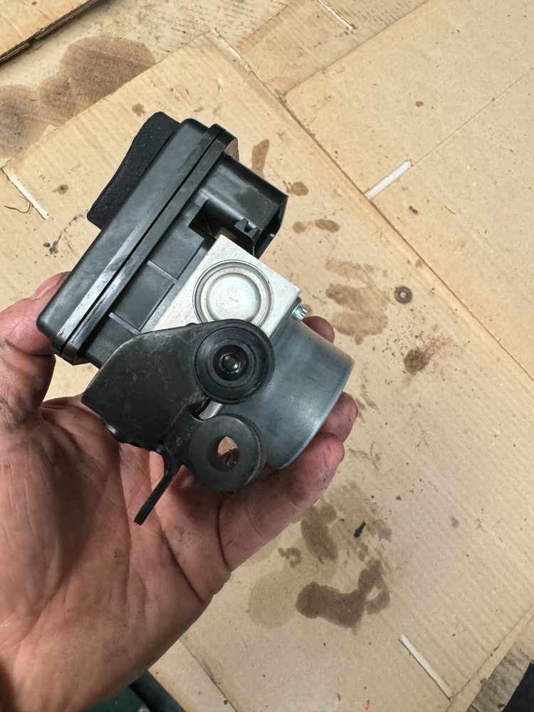 DUCATI 1200 S MONSTER 2017 ABS PUMP MODULATOR ECU