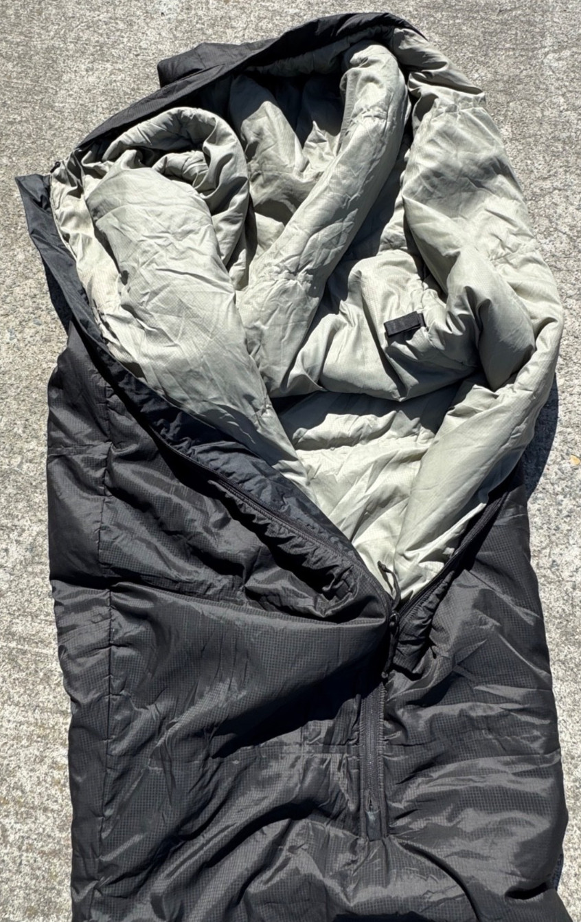 USMC 5-Piece 3 Season & Extreme Cold Sleep System Sleeping Bag w/ Bivy & Sacks