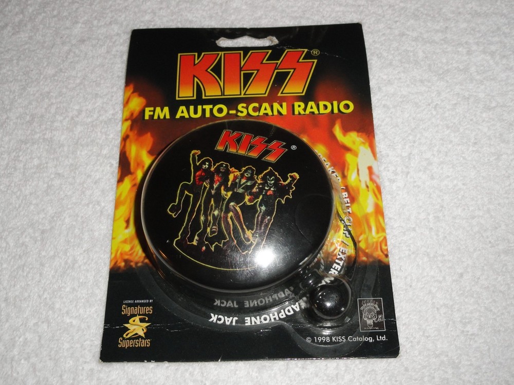 KISS FM Auto Scan Radio/Vintage Headband/Wristband/Finger Board/Magnets Lot