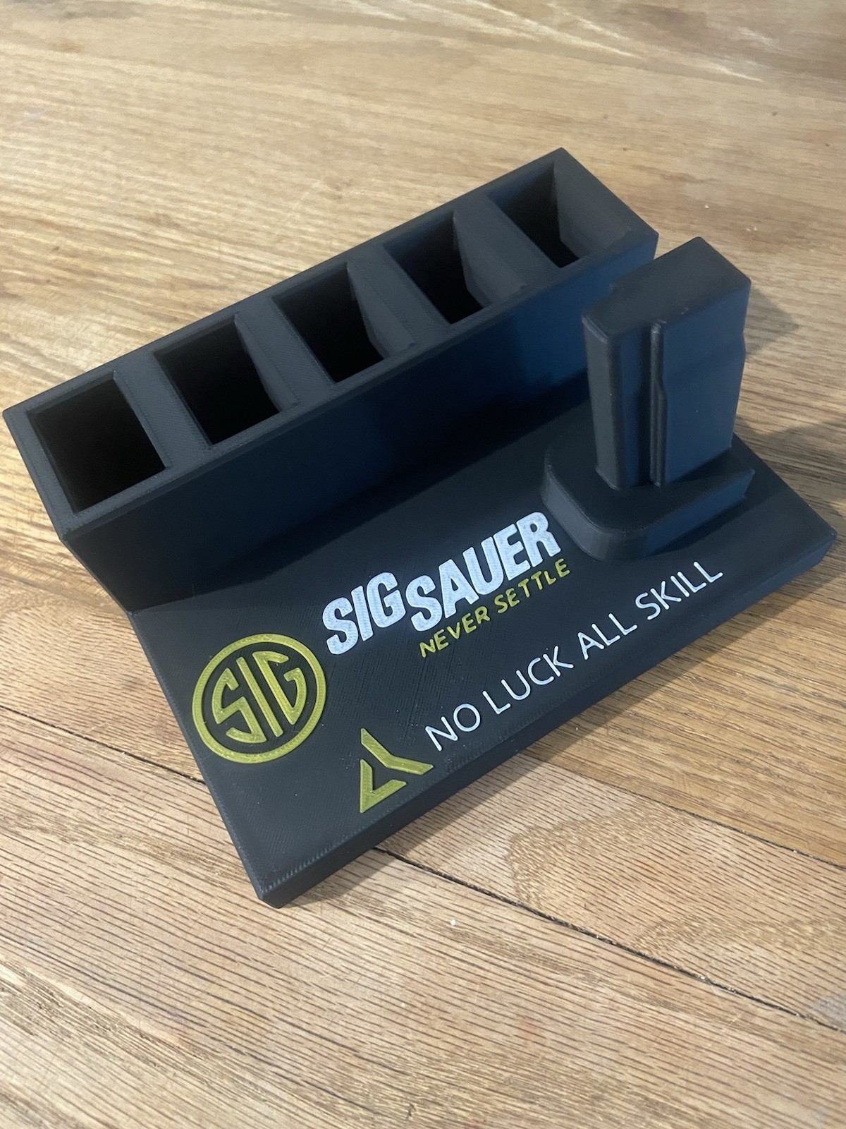 Sig Sauer P365 Sig Fuse X Macro Stand W/Magazine Storage Radian Weapon Edition