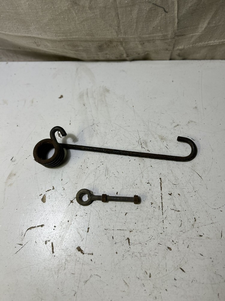 70-78 Arctic cat left front suspension spring 0104-032