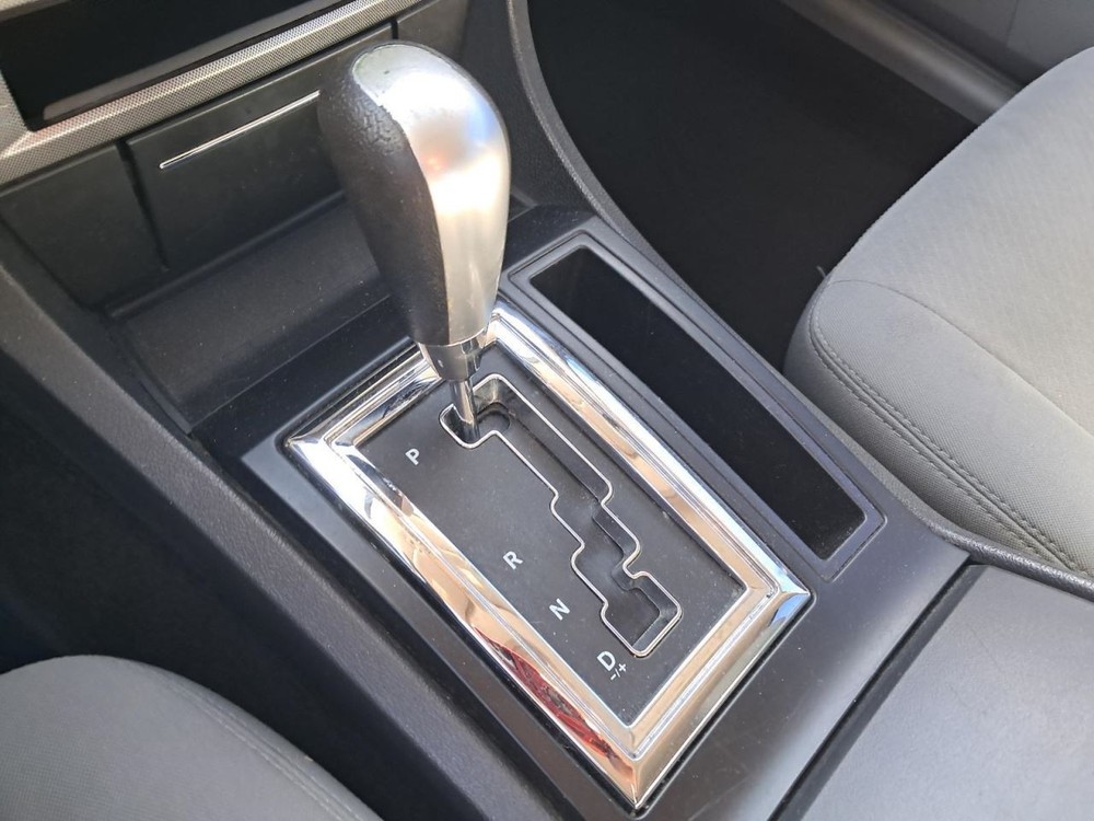 300 2007 Glove Box 4838900