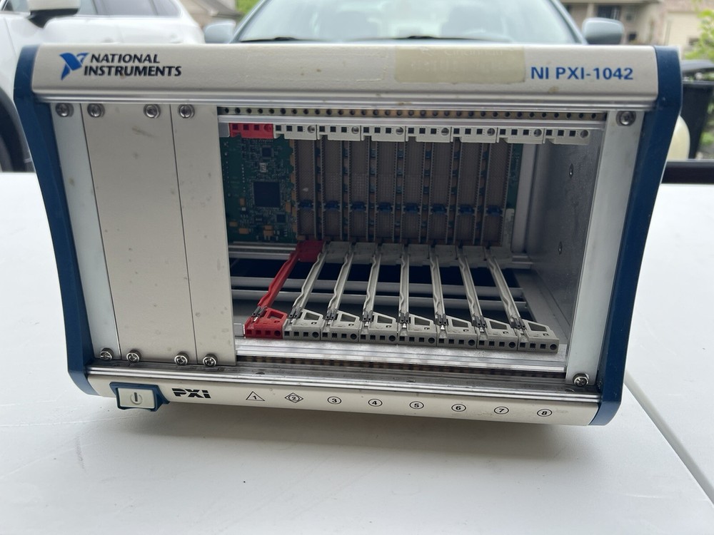 National Instruments Oxide-1042 Chassis