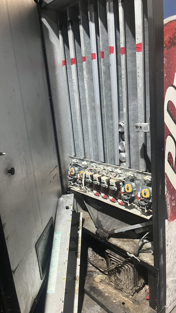 Rowe 4900 JR Snack Vending Machine