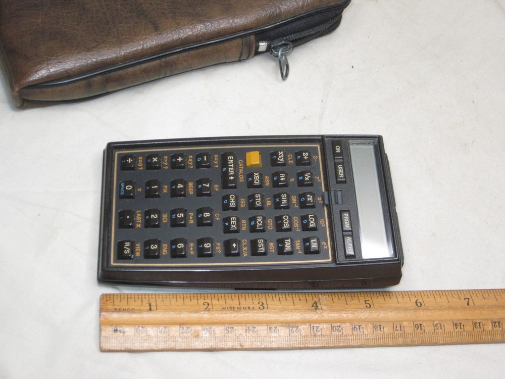 untested vintage HEWLETT PACKARD 41CV Calculator HP w/ soft case
