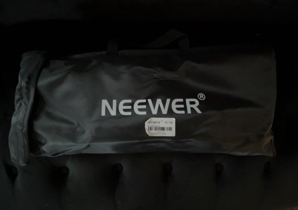 Neewer 9778 Soft Box Reflector / Diffuser 50x70cm