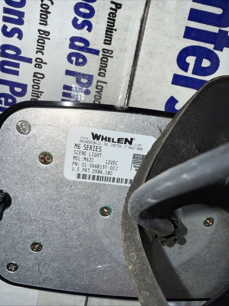 Whelen M6 Series Scene Light