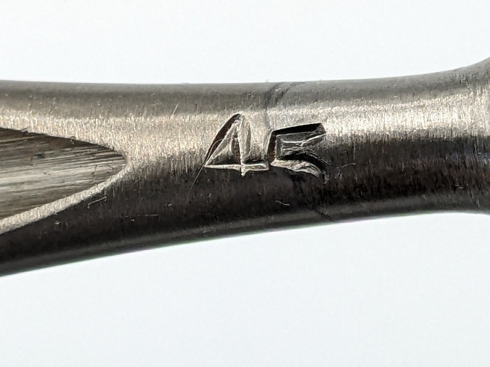 Marples #45 V‑Tool – 45° Parting Tool – Sheffield Carving Chisel