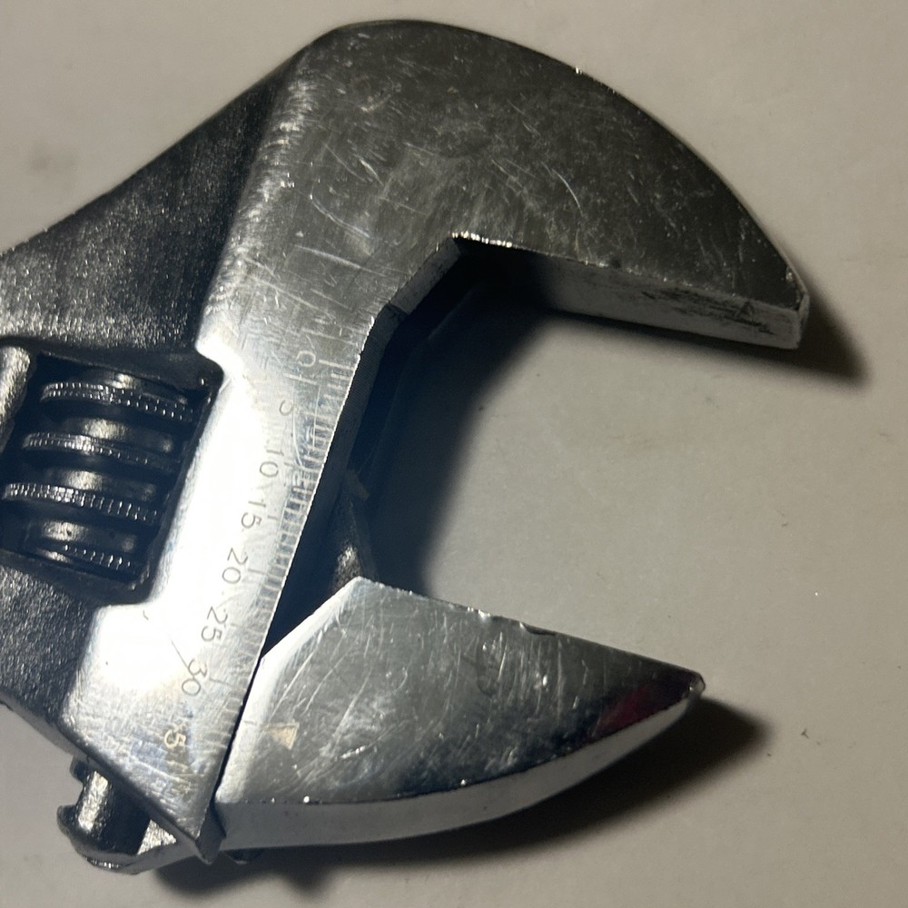 Duralast 12” Adjustable Wrench