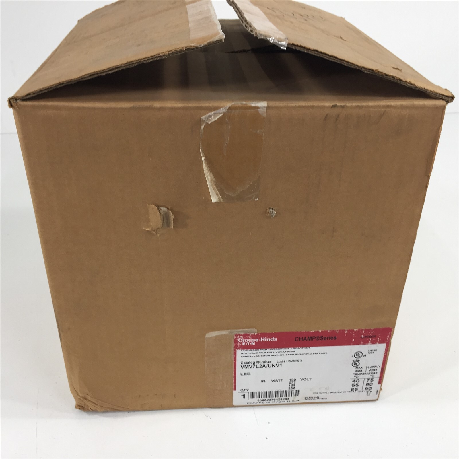 Crouse Hinds Eaton VMV7L2A/UNV1 LED 59W Hazardous Location Fixture