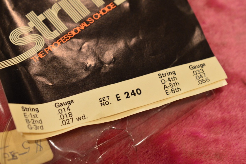 Vintage 1960's Gibson String Pack - UNOPENED Case Candy - Flatwound .14 - .56