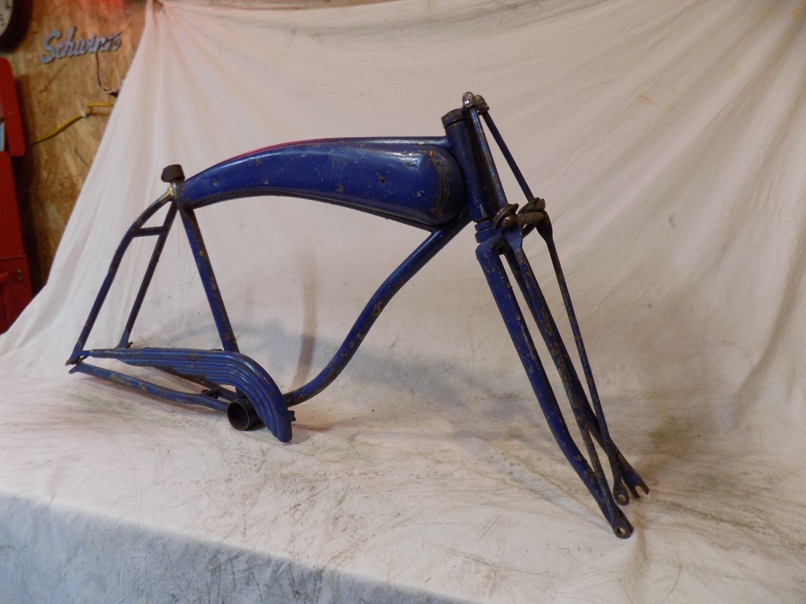 PREWAR SHELBY HIAWATHA MENS BIKE FRAME TANK FORKS CWC SCHWINN VINTAGE BARN FIND!