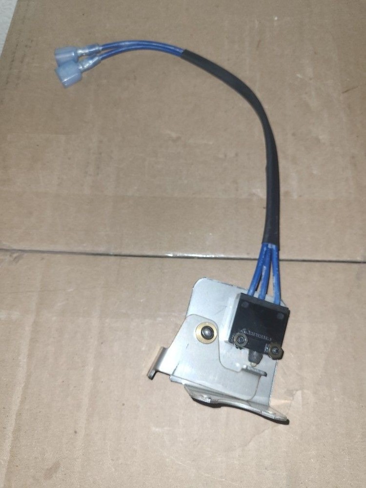 Braun 25463RA Bridge Switch Assy, Rear New