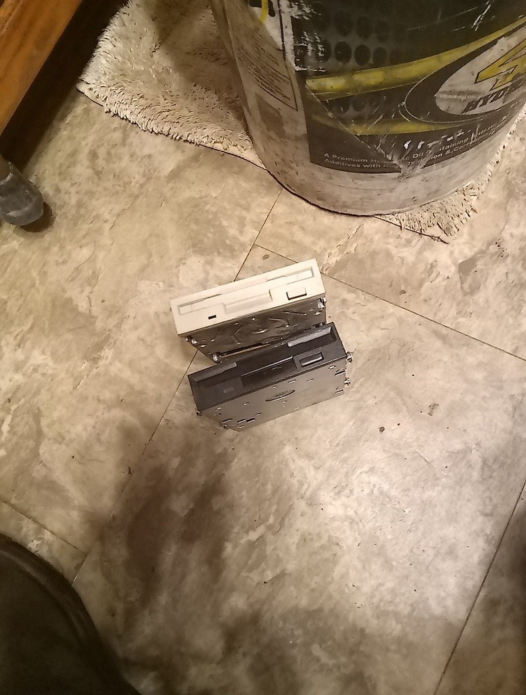 2 Used Zip Drive For Recycling