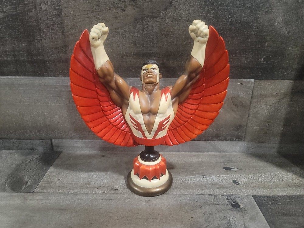 Marvel Bowen The Falcon #2651/3000