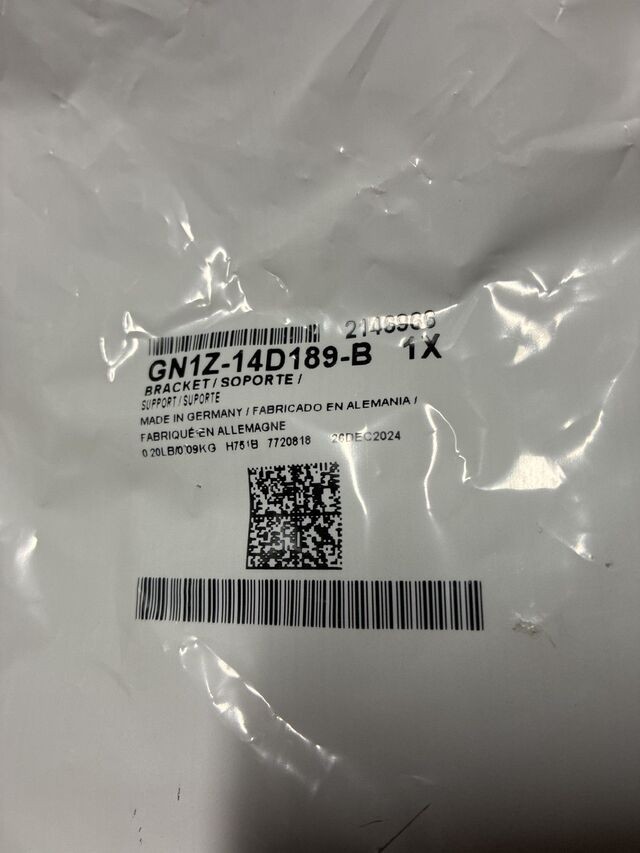 Genuine Ford Blind Spot Detection System Warning Sensor Bracket GN1Z-14D189-B