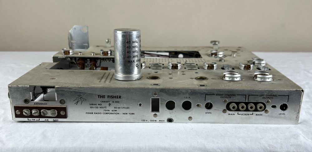 Fisher R-200 Chassis