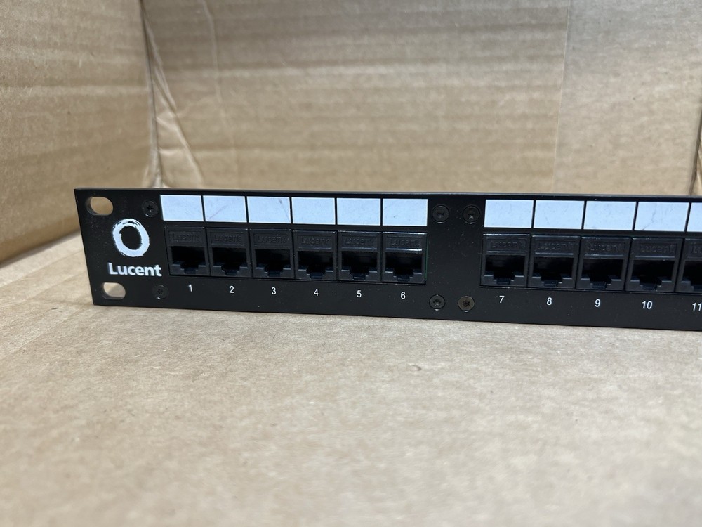 Commscope 108236142 PowerSUM 2500 Cateogry 5 U/UTP Modular Patch Panel 24 Port B