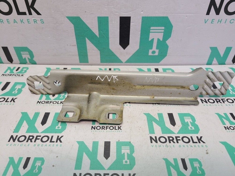 Mercedes S Class V222 Front Wing Bracket LEFT A2228811314
