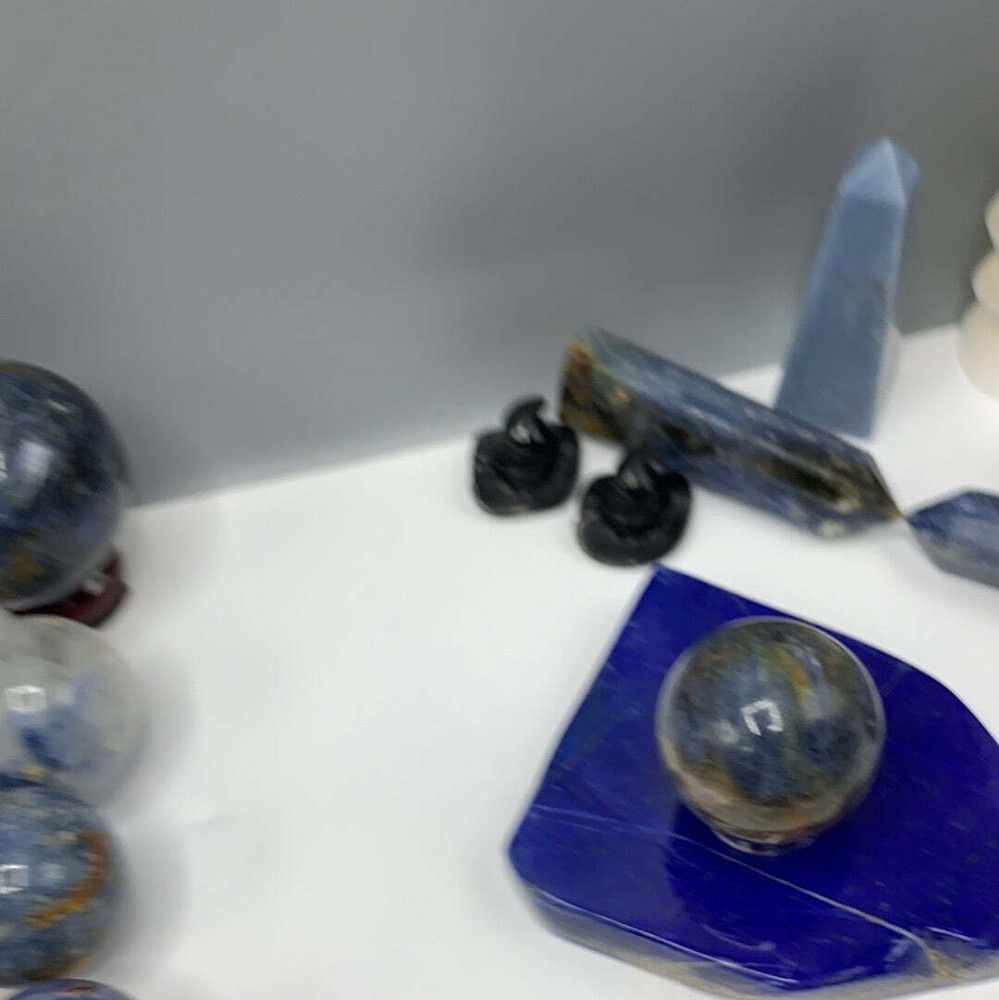 Kyanite sphere O