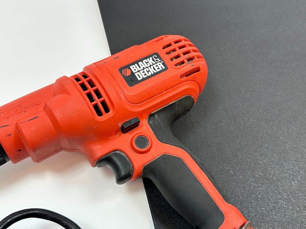 Black & Decker DR260C 3/8in. Corded Drill - Tested and Working